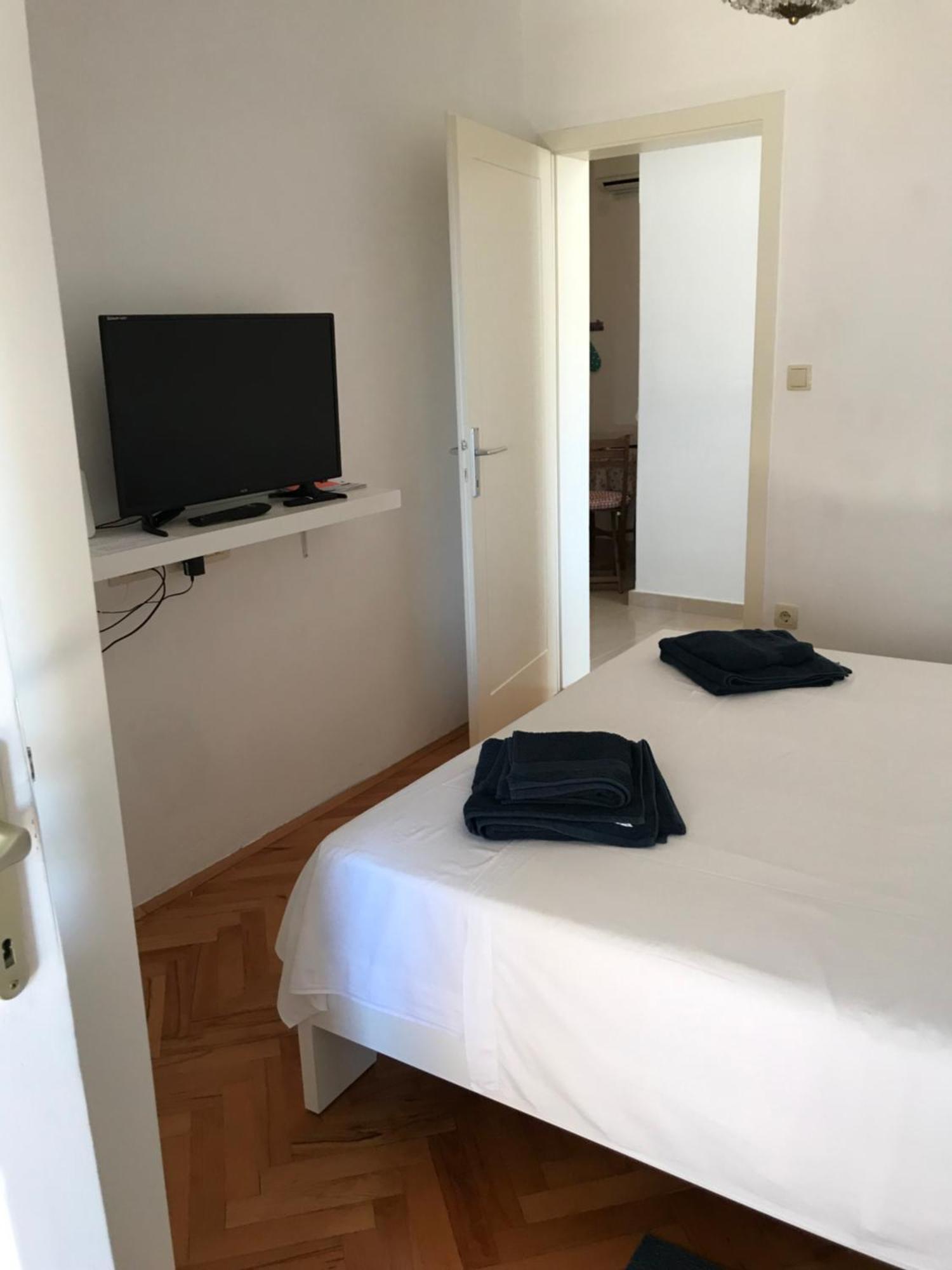 Lenesta